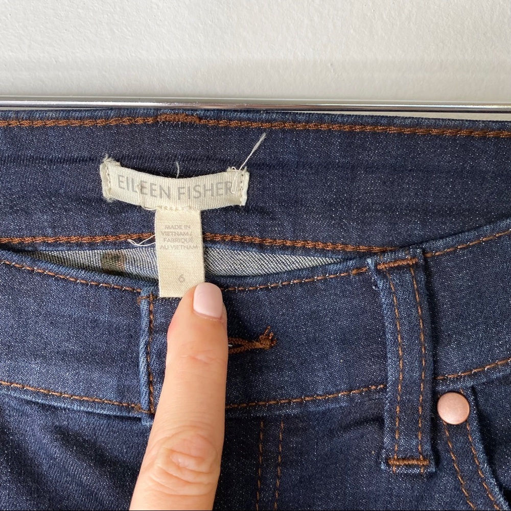 Eileen Fisher Organic Cotton Dark Wash Ankle Straight Leg Crop Jeans Size 6 - Picture 10 of 11